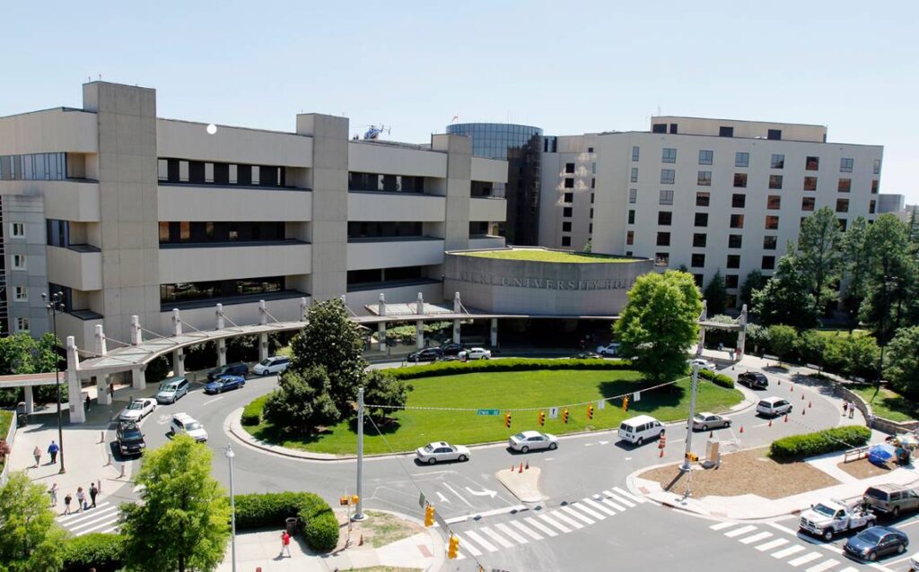 Duke University Hospital Penyedia Pelayanan Kesehatan